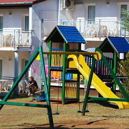 Üdülőpark Ai Pini