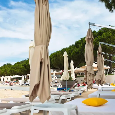 Ai Pini Üdülőpark 3*